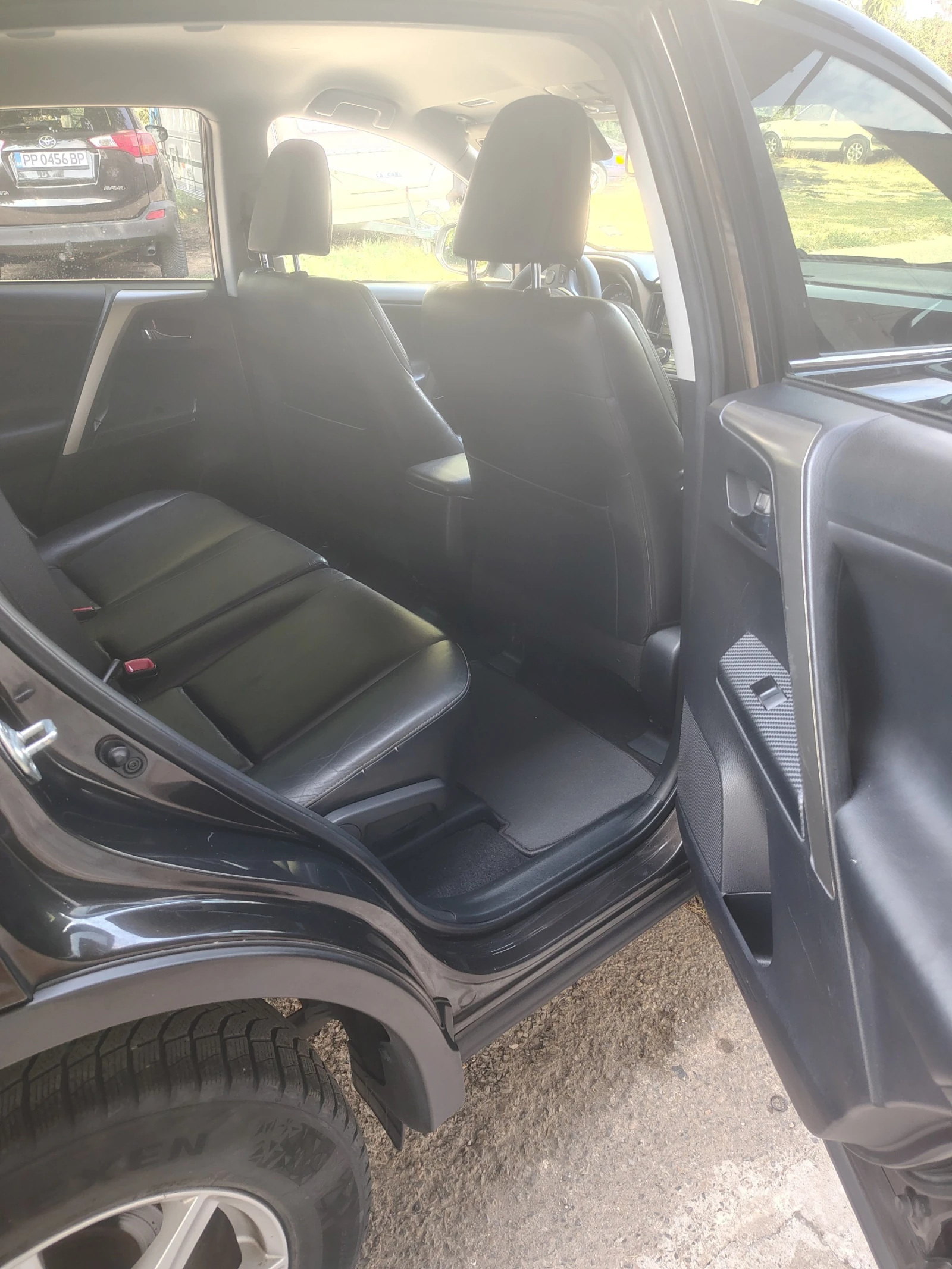 Toyota Rav4, снимка 10 - Автомобили и джипове - 55887170