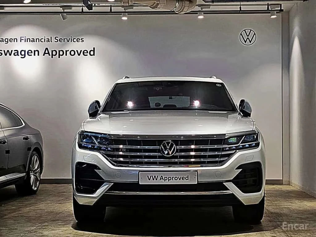 VW Touareg * 3.0 TDI R Line * FACE * FULL * HUD * 360 *  | Mobile.bg � ����������� 3