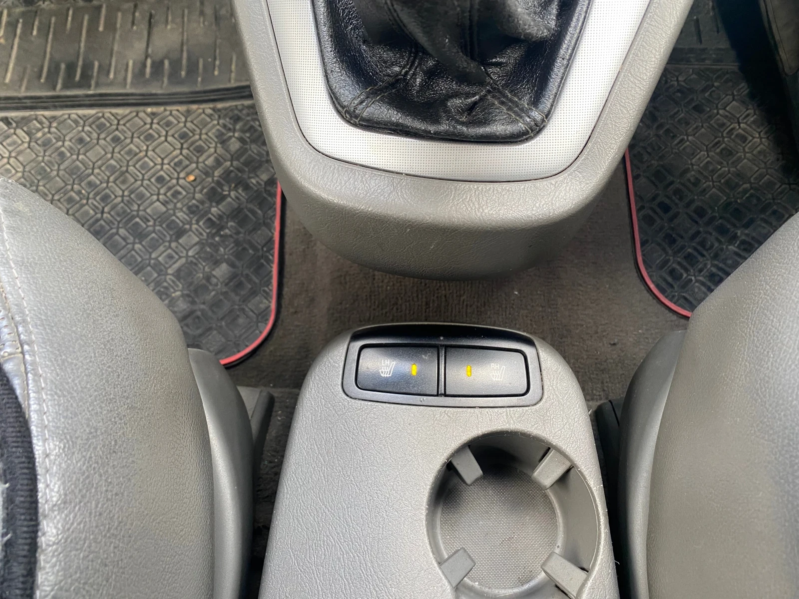Hyundai Tucson, снимка 8 - Автомобили и джипове - 56531109
