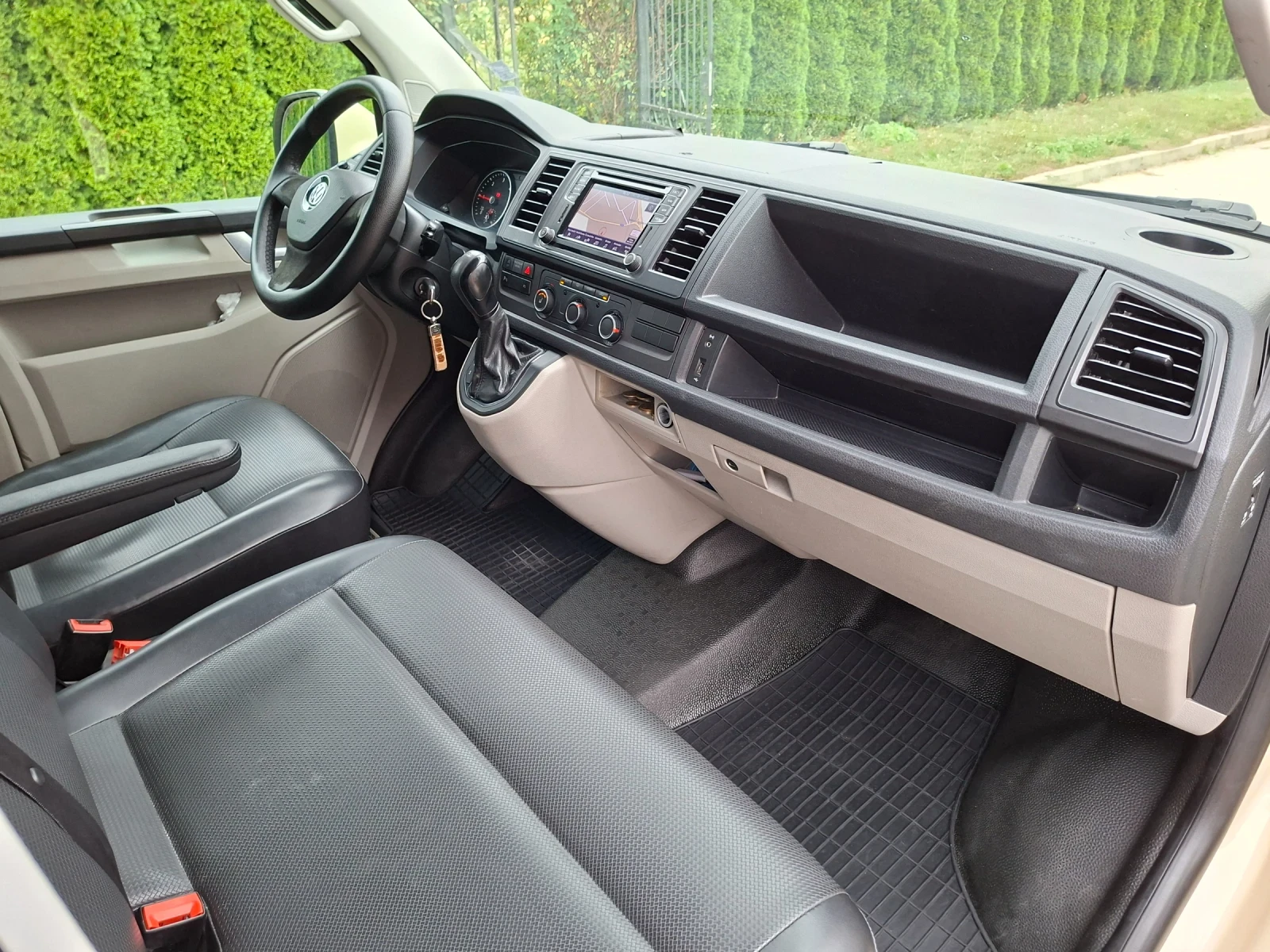 VW Caravelle 2.0tdi 150hp Automatic 8+ 1 - изображение 10