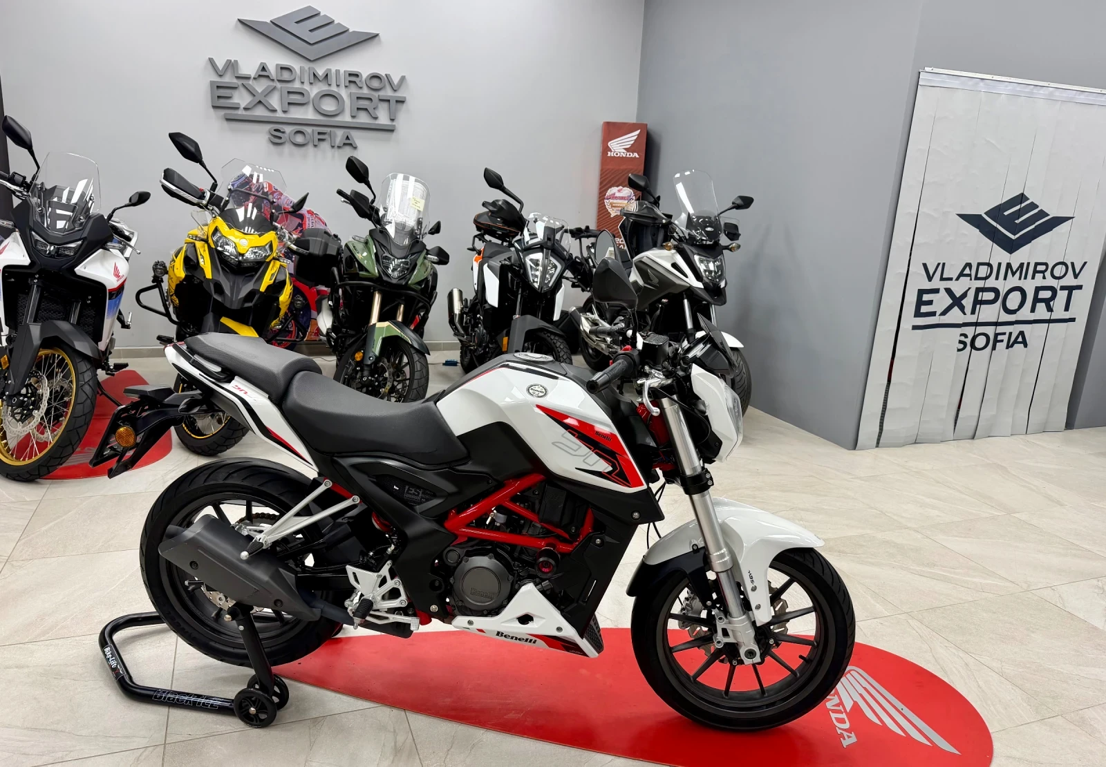 Benelli 250 BN 251 2018, снимка 2 - Мотоциклети и мототехника - 54731950