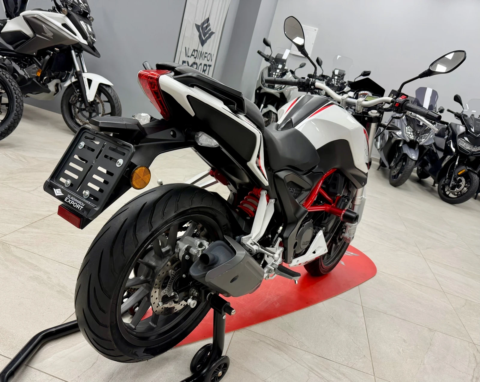 Benelli 250 BN 251 2018, снимка 5 - Мотоциклети и мототехника - 54731950