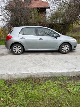 Toyota Auris, снимка 2