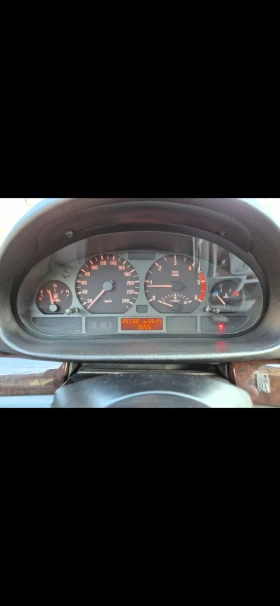 BMW 330 XDrive, снимка 16