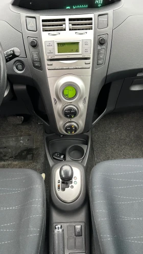 Toyota Yaris, снимка 8