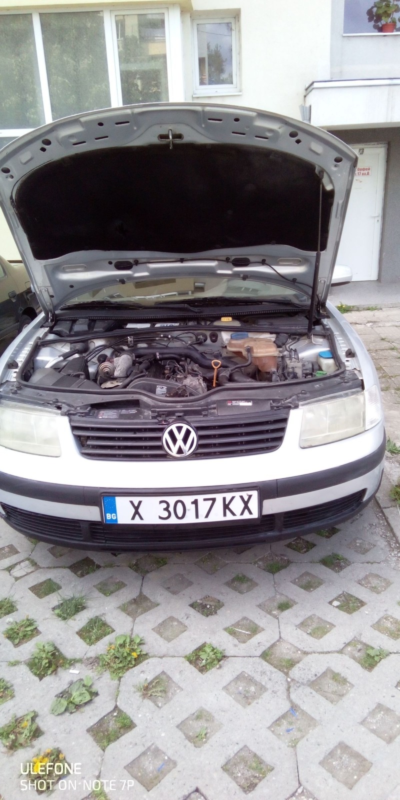 VW Passat 1.9 tdi, снимка 5 - Автомобили и джипове - 46330710