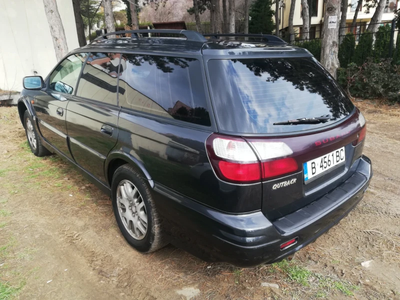 Subaru Outback 3.0 H6, снимка 3 - Автомобили и джипове - 47997137