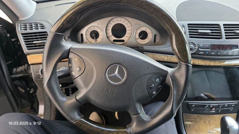 Mercedes-Benz E 320  3.0 V6 7G-TRONIC, снимка 9 - Автомобили и джипове - 49512815