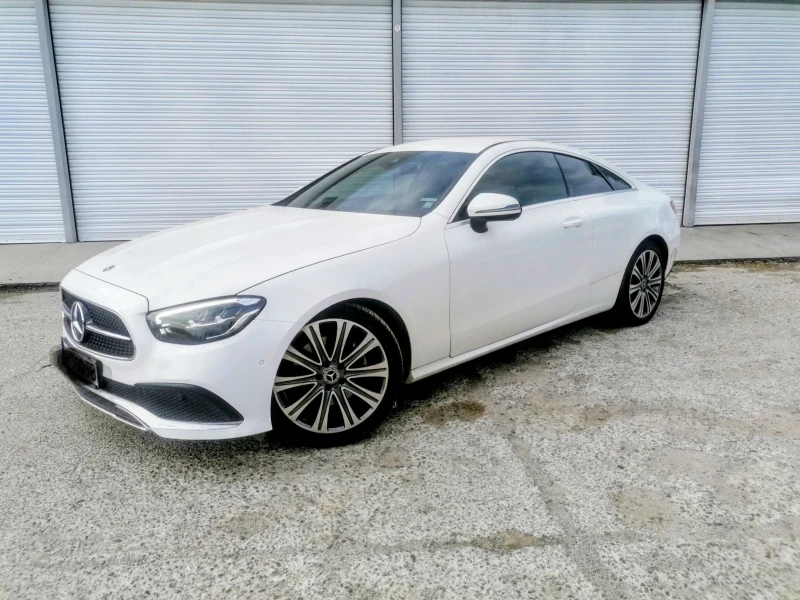 Mercedes-Benz E 200 COUPE