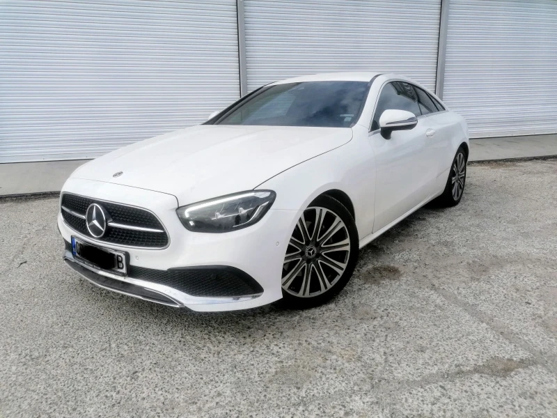 Mercedes-Benz E 200 COUPE, снимка 4 - Автомобили и джипове - 51641589