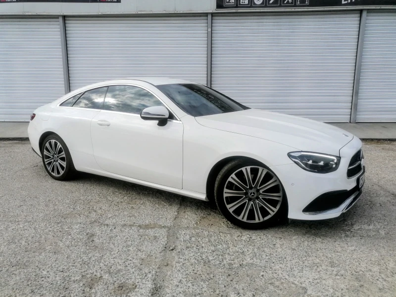 Mercedes-Benz E 200 COUPE, снимка 3 - Автомобили и джипове - 51641589