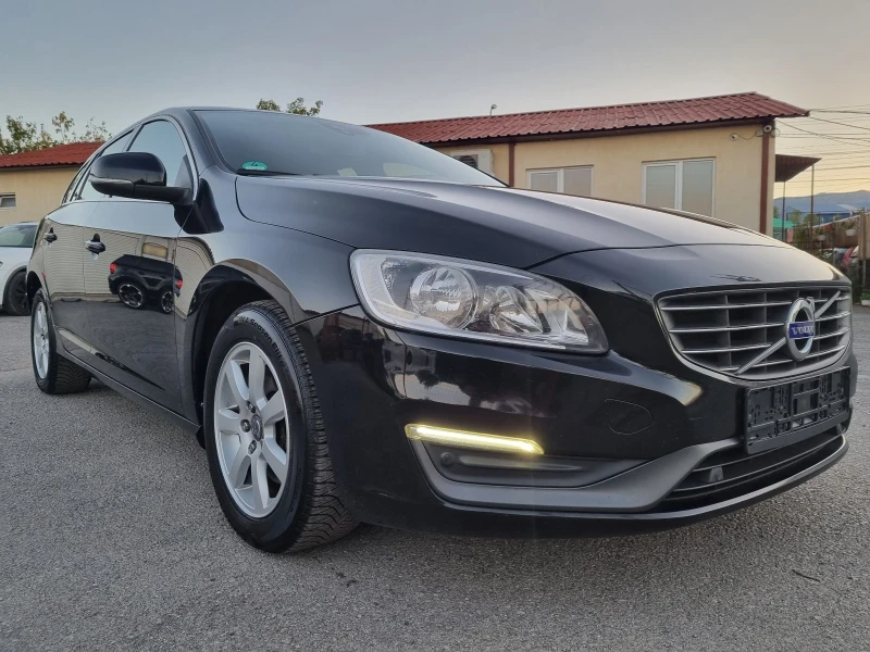 Volvo V60 2.0D3 5цил./136к.с/Евро5b/Автомат/Нави/Facelift/, снимка 6 - Автомобили и джипове - 51762936