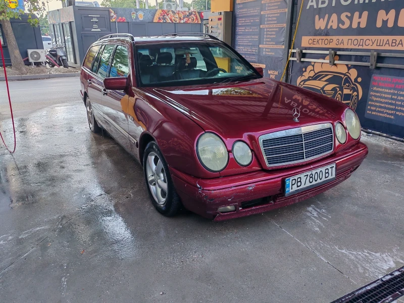 Mercedes-Benz E 250, снимка 6 - Автомобили и джипове - 52456373