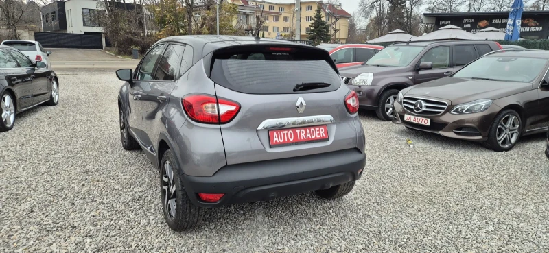 Renault Captur 1.2-118кс.NAVY, снимка 8 - Автомобили и джипове - 52656169