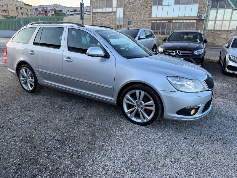 Skoda Octavia 2.0tdi VRS* DSG* NAVI* ПОДГРЕВ* КОЖА* КСЕНОН* SWIS, снимка 3 - Автомобили и джипове - 52811245