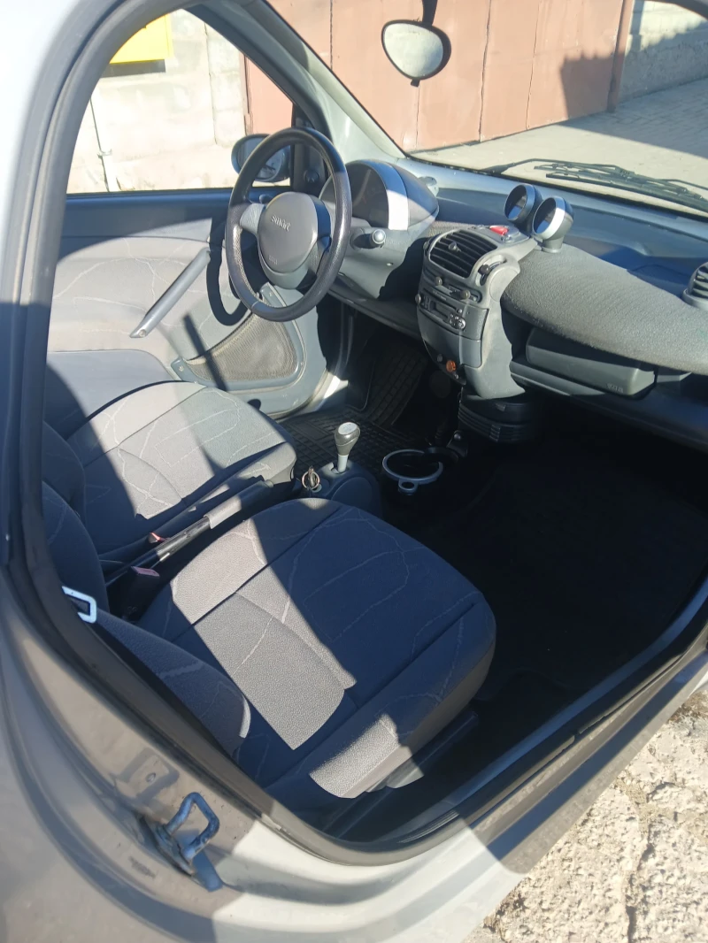 Smart Fortwo, снимка 8 - Автомобили и джипове - 52939078