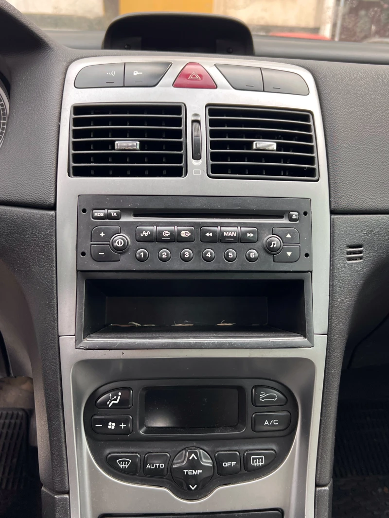 Peugeot 307 2.0 HDI, снимка 8 - Автомобили и джипове - 53286662