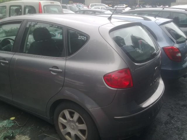 Seat Altea 1.6i / 1.9/2.0TDi, снимка 9 - Автомобили и джипове - 21434322