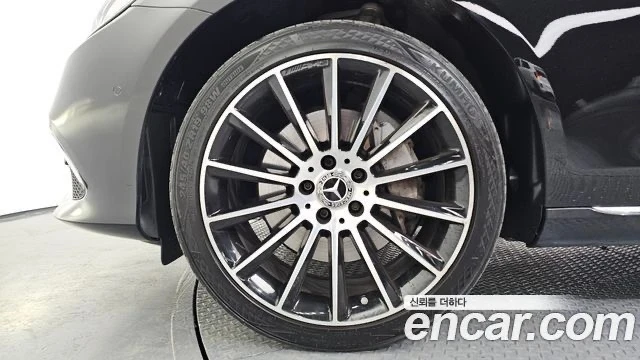 Mercedes-Benz E 300, снимка 5 - Автомобили и джипове - 53995587