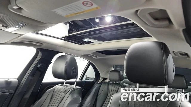 Mercedes-Benz E 300, снимка 16 - Автомобили и джипове - 53995587