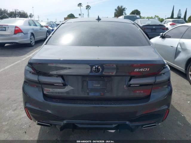 BMW 540 HARMAN* HEADUP* ПОДГРЕВ* 360, снимка 6 - Автомобили и джипове - 54458405