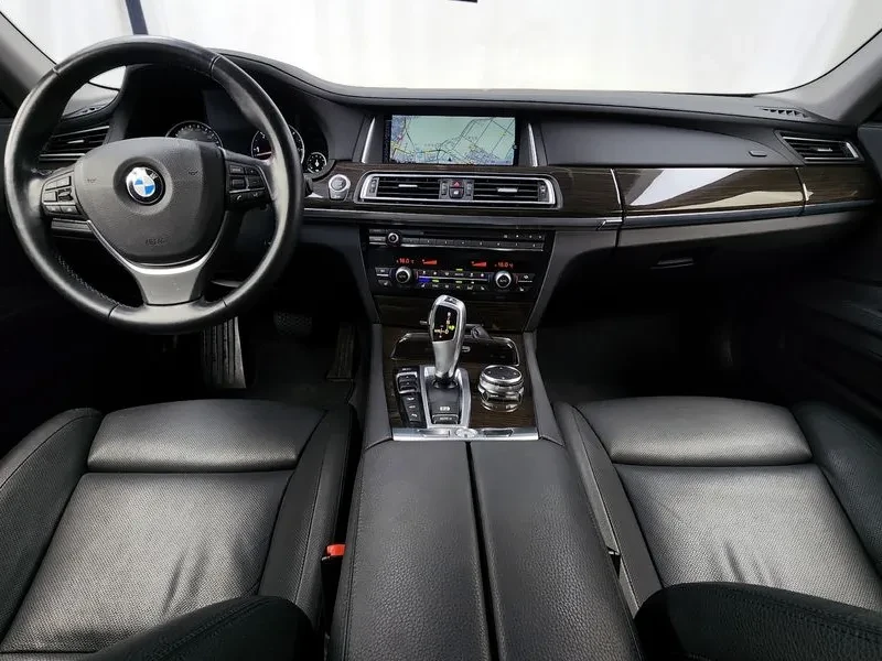 BMW 740 D xDrive, снимка 7 - Автомобили и джипове - 55141804