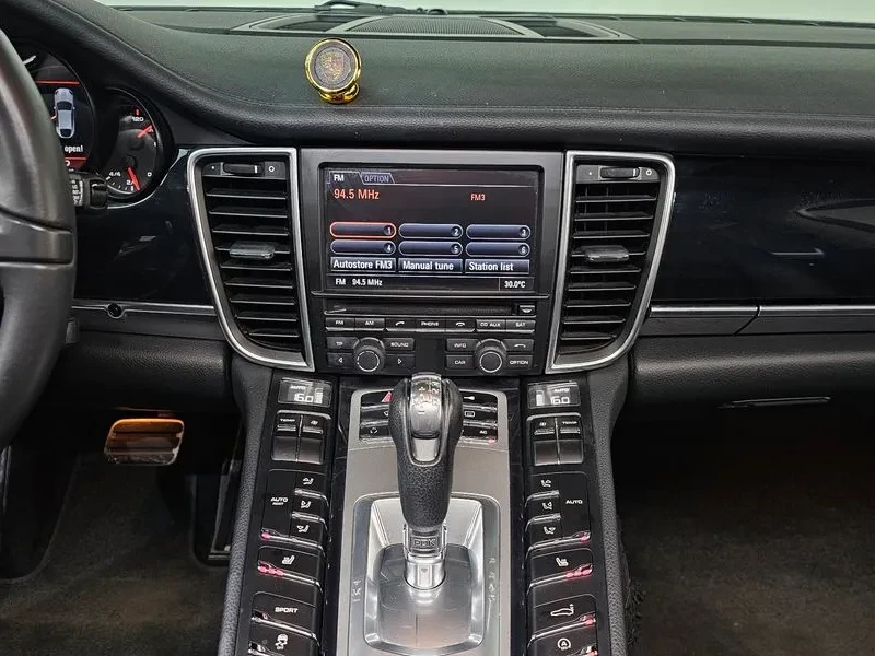 Porsche Panamera 3.6 2WD - САМО 30% АВАНС, снимка 14 - Автомобили и джипове - 56255615