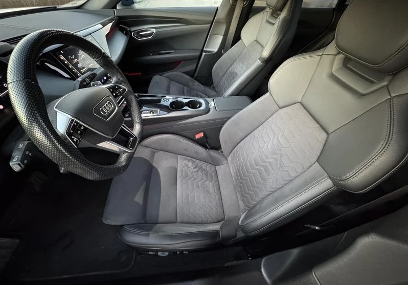 Audi E-Tron GT Quattro, снимка 5 - Автомобили и джипове - 56719336