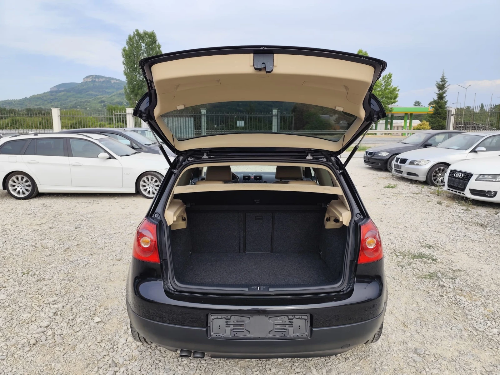 VW Golf 2.0TDI 140кс Италия - изображение 7