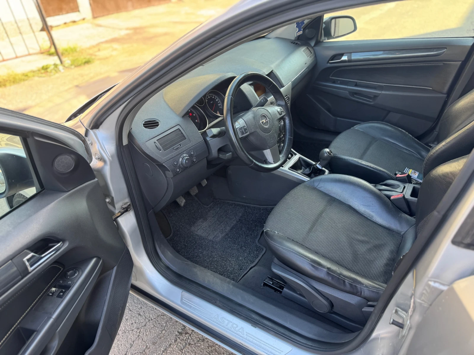 Opel Astra 1.7 CDTI - изображение 8