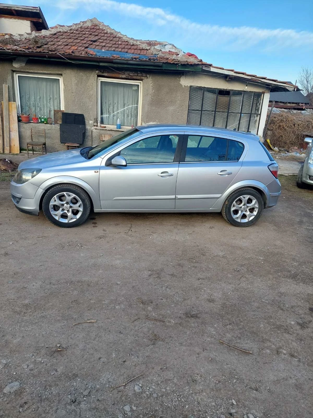 Opel Astra 1.7 CDTI - изображение 2