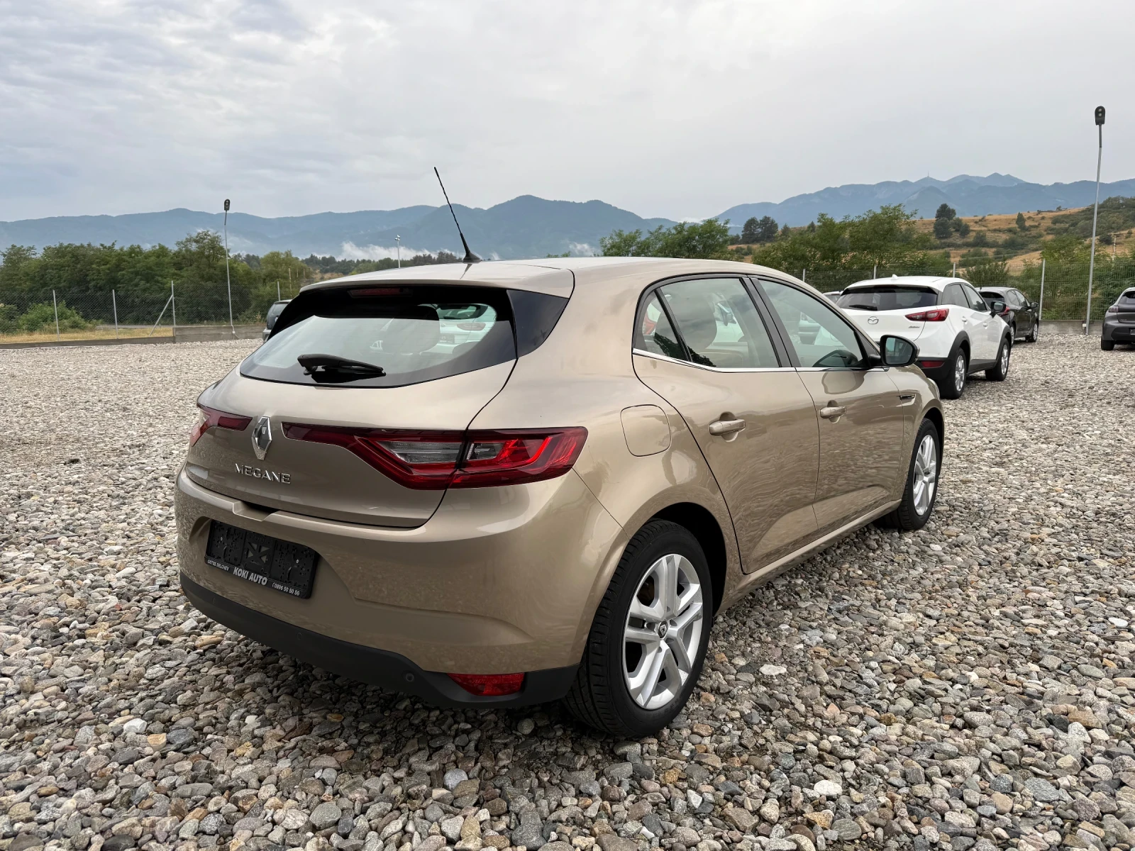 Renault Megane 1.5DCI NAVI EURO 6 - изображение 6