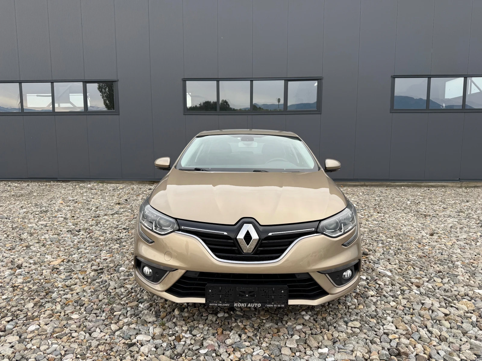 Renault Megane 1.5DCI NAVI EURO 6 - изображение 2