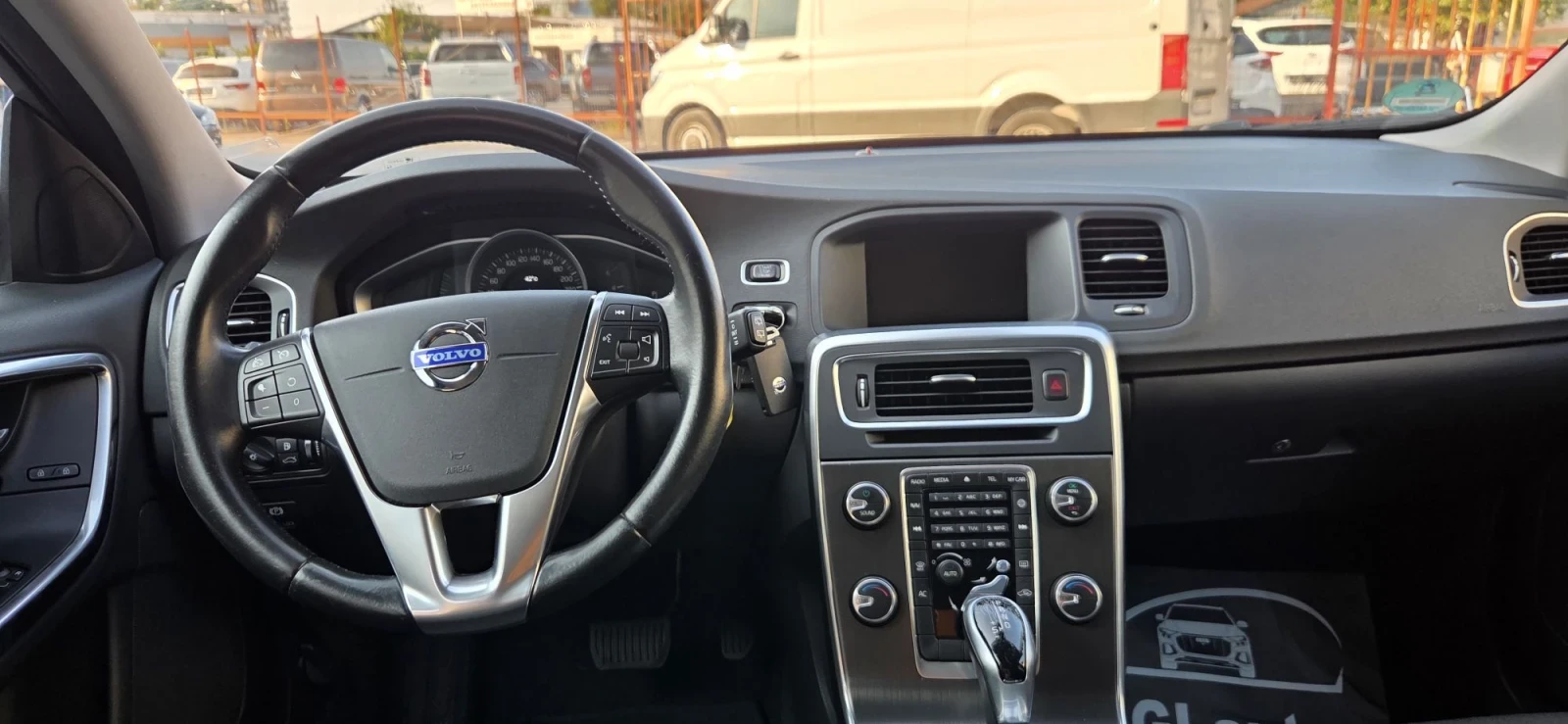 Volvo V60 2.0D3 5цил./136к.с/Евро5b/Автомат/Нави/Facelift/, снимка 15 - Автомобили и джипове - 51762936