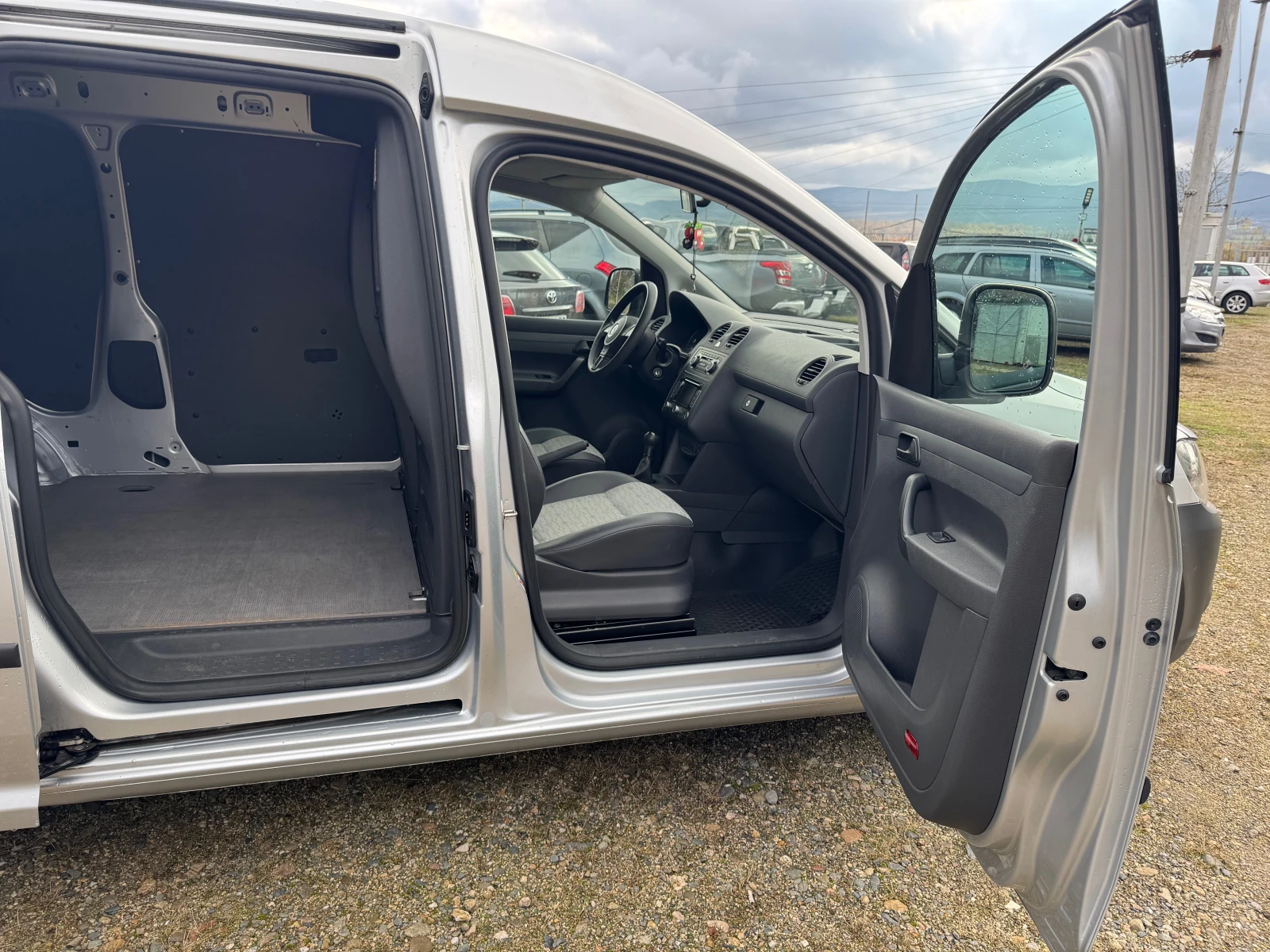 VW Caddy | Mobile.bg   5