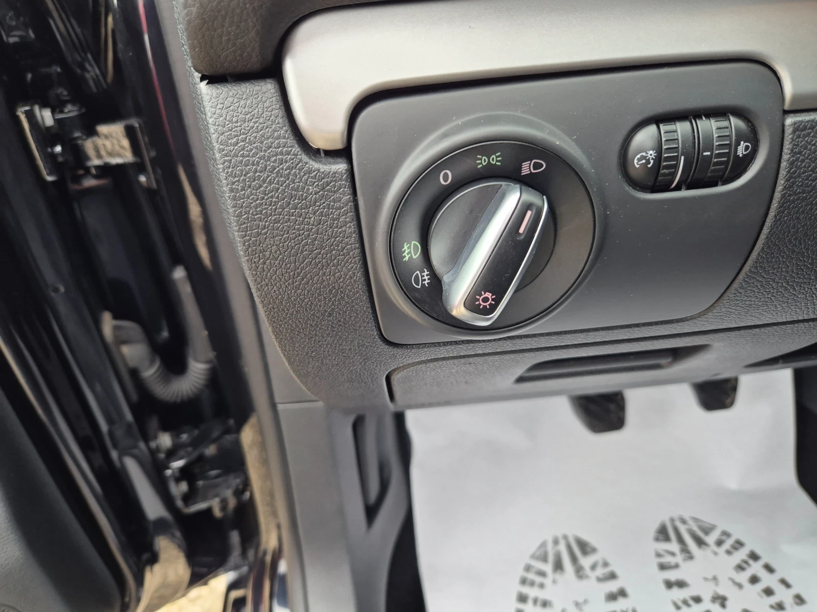 VW Golf 1.6i+  | Mobile.bg   12