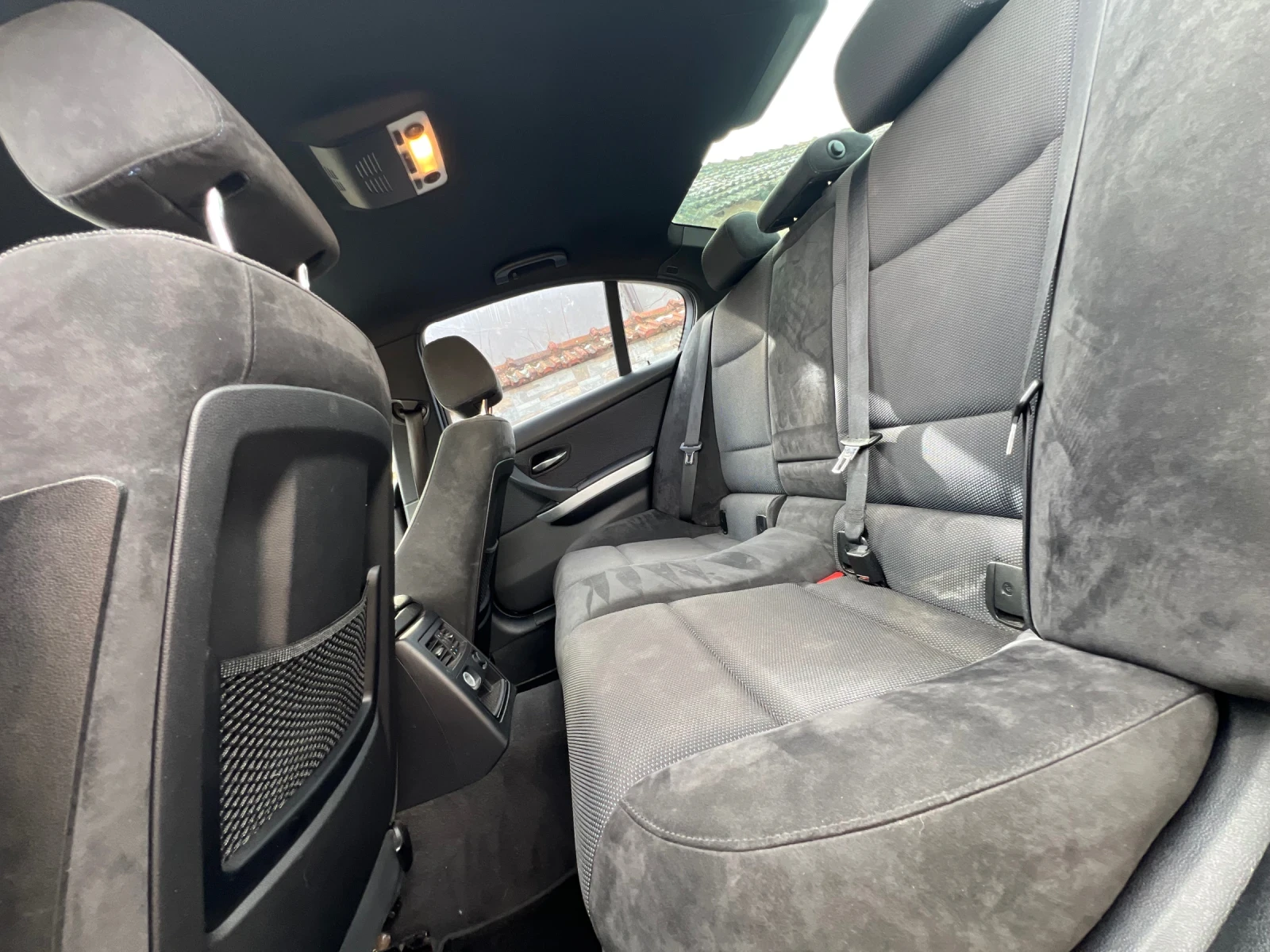 BMW 318 2.0D 143hp М-Пакет 2011г - изображение 7