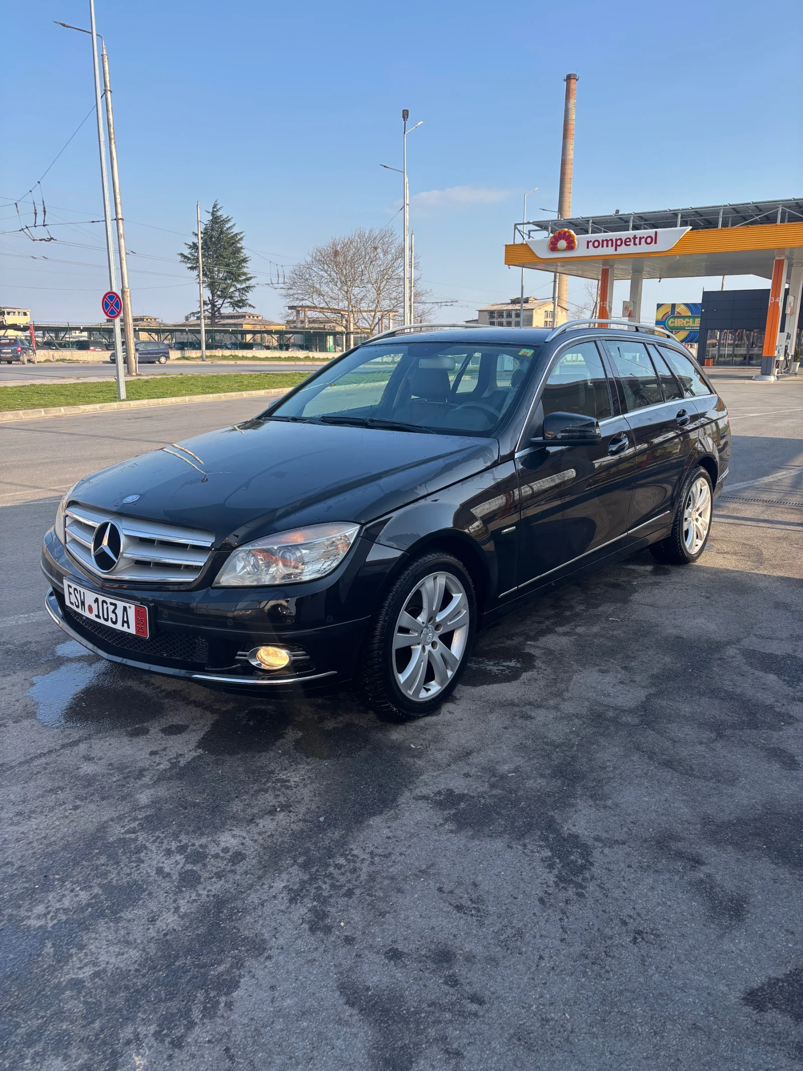 Mercedes-Benz C 320 Eh, снимка 4 - Автомобили и джипове - 53713333