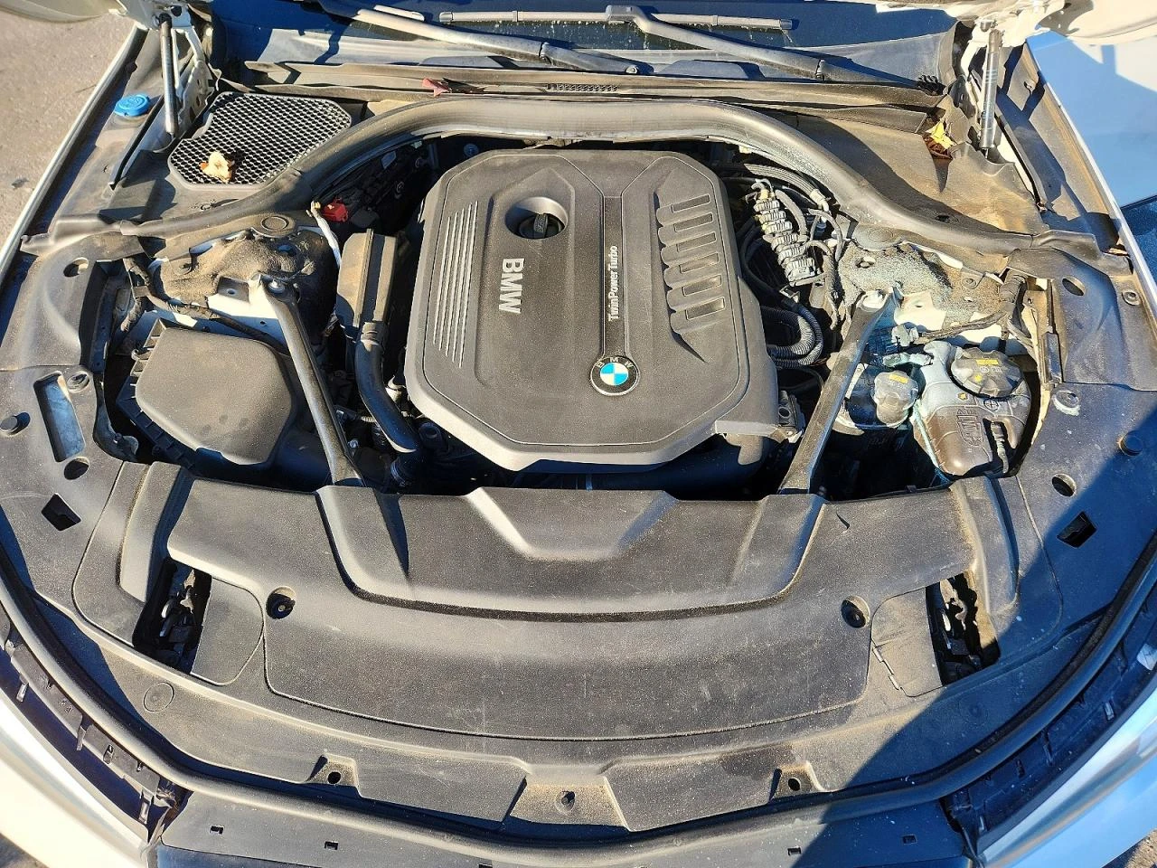 BMW 740 LI M PKG| HUD| PANO| AMBIENT AIR| 360| ЩОРИ, снимка 11 - Автомобили и джипове - 54060543