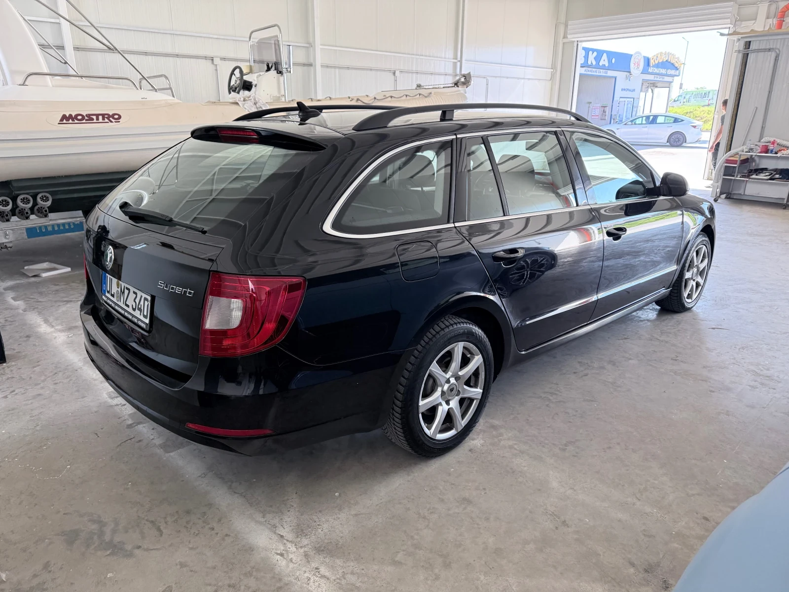 Skoda Superb, снимка 5 - Автомобили и джипове - 54570992