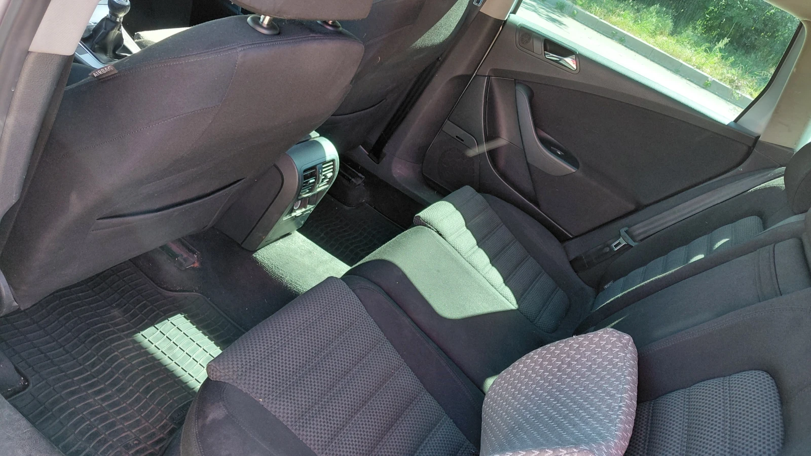 VW Passat, снимка 8 - Автомобили и джипове - 55452749