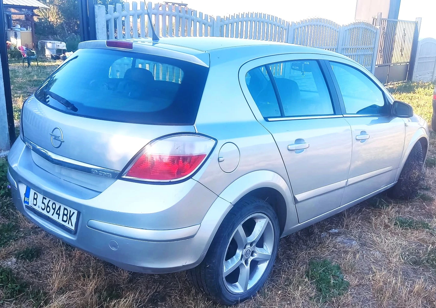 Opel Astra, снимка 9 - Автомобили и джипове - 55529377