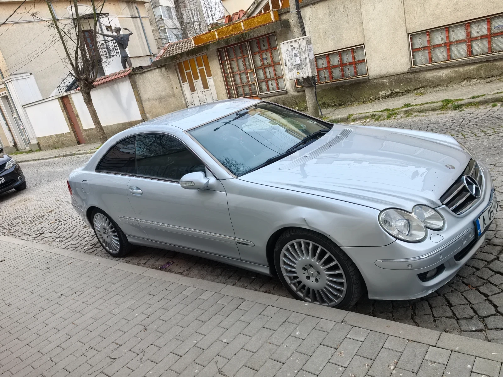 Mercedes-Benz CLK 320