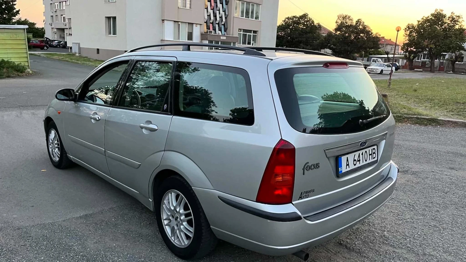 Ford Focus 1.6 16V, снимка 4 - Автомобили и джипове - 56112730