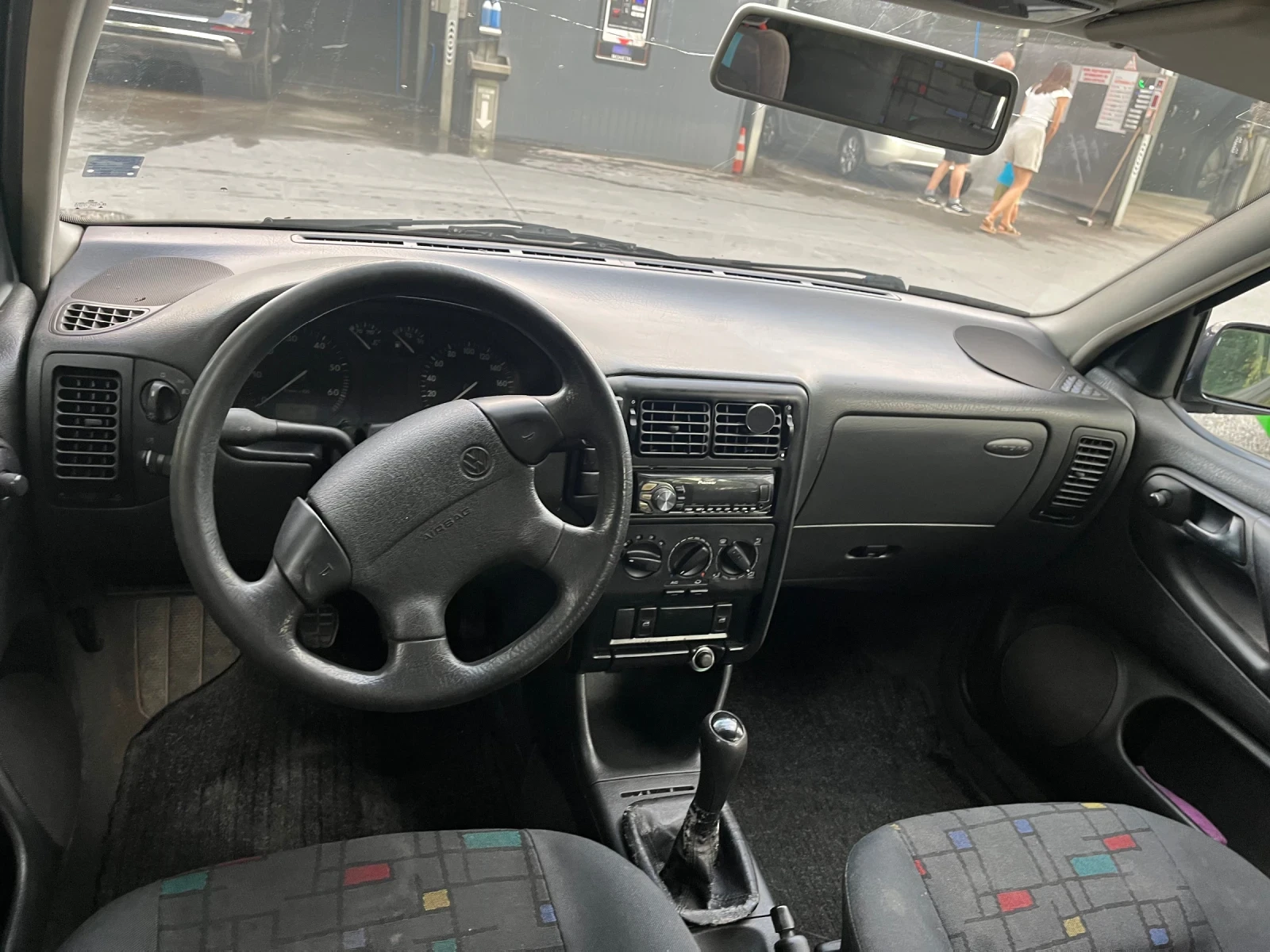 VW Polo 1.4 60кс климатик, снимка 6 - Автомобили и джипове - 56224360