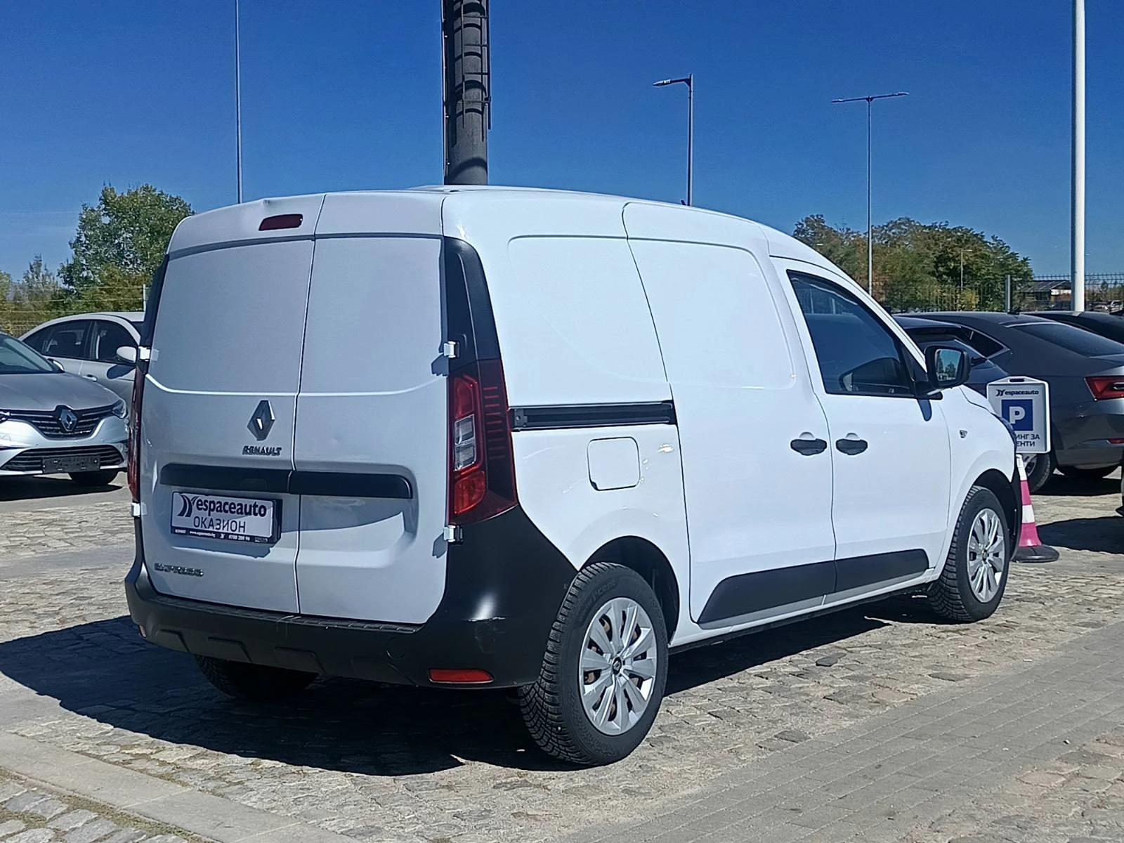 Renault Express 1.5dCi/ 75к.с., снимка 4 - Автомобили и джипове - 56358667