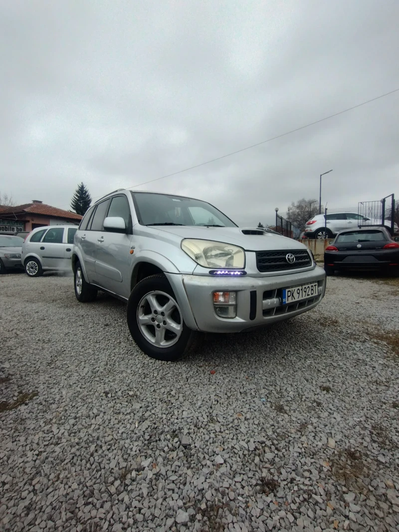 Toyota Rav4 ОБСЛУЖЕНА, снимка 2 - Автомобили и джипове - 48948339