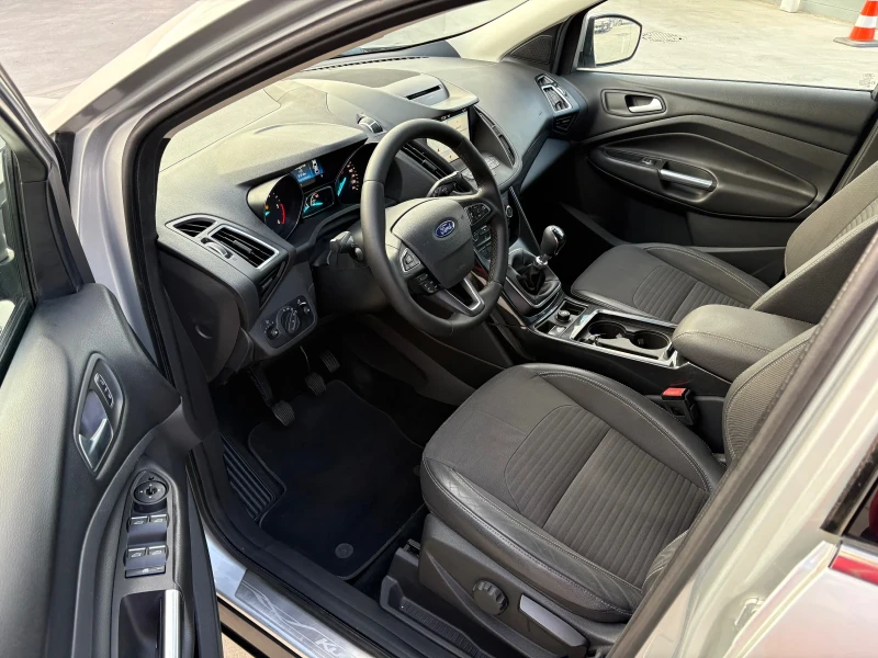 Ford Kuga Titanium 4x2 2.0 diesel 150kc Euro 6, снимка 13 - Автомобили и джипове - 52181266