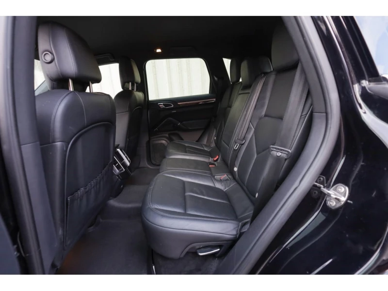 Porsche Cayenne * AWD 4dr Diesel * CARFAX * ЦЕНА ДО БГ, снимка 13 - Автомобили и джипове - 52999639