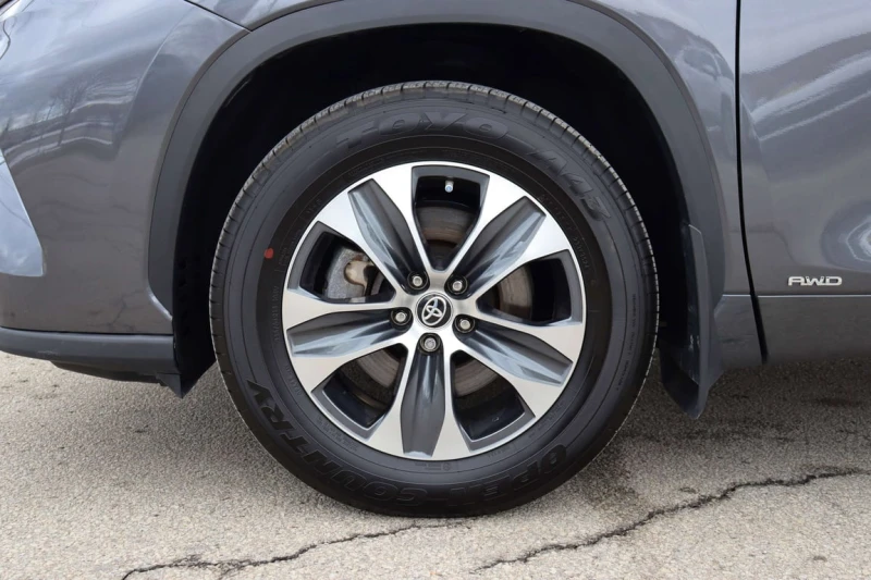 Toyota Highlander XLE AWD * CARFAX * ПОДГРЕВИ* ШИБИДАХ, снимка 6 - Автомобили и джипове - 53361434